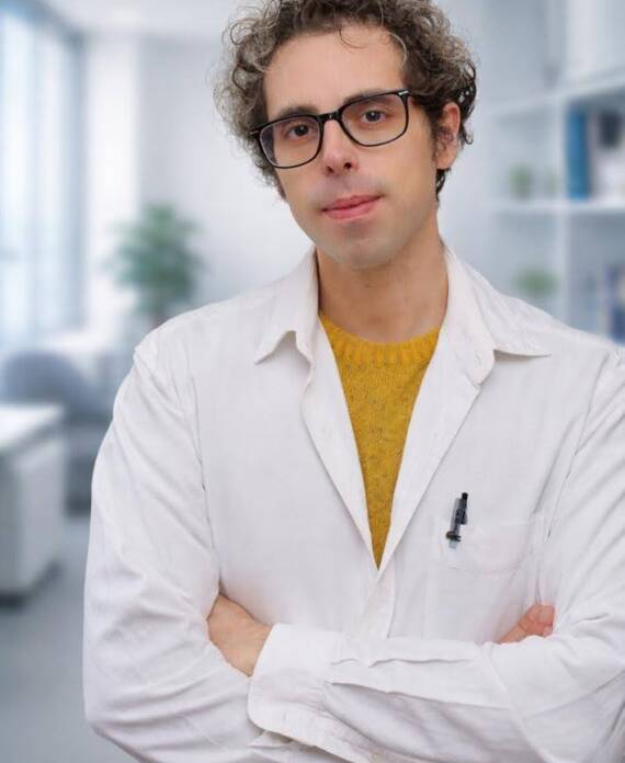 Dr. Lorenzo Geirola